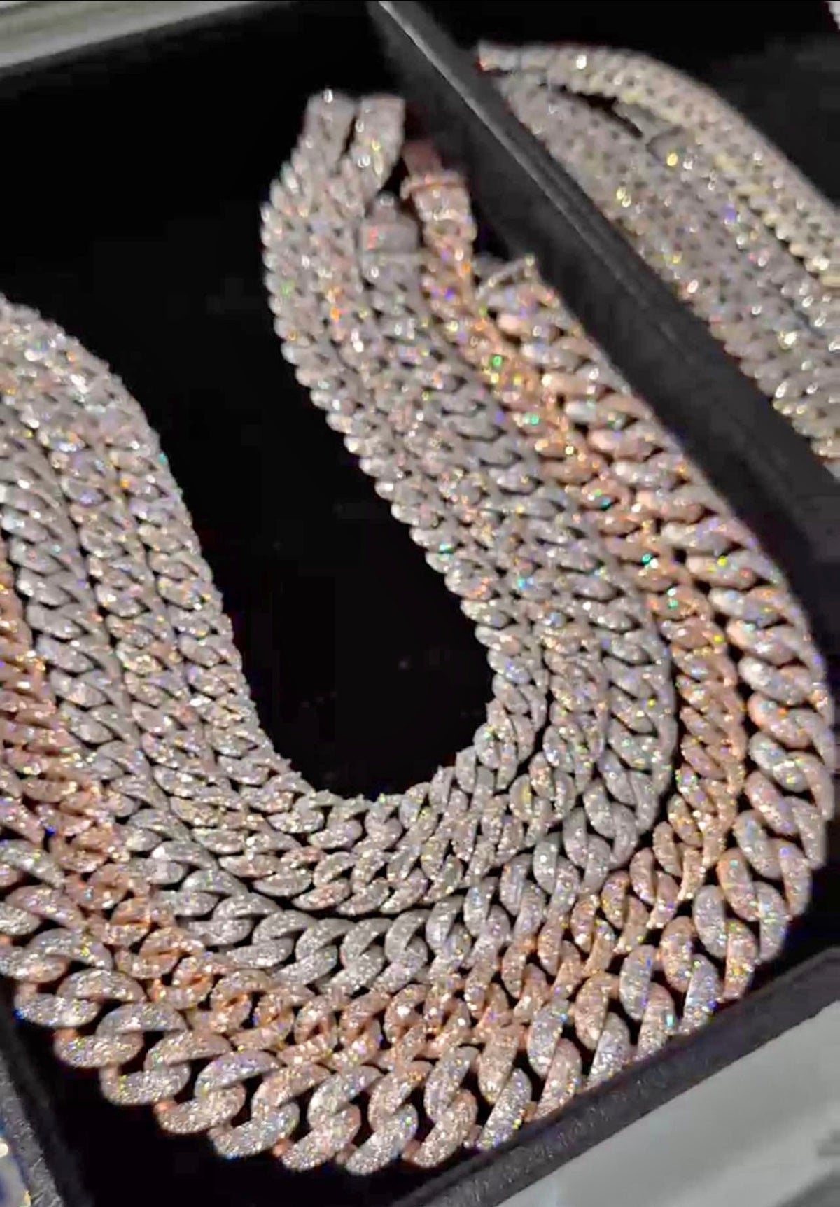 Mosaic Set VVS1 Moissanite Cuban Link Chain 18K Gold GRA Certified Iced Out