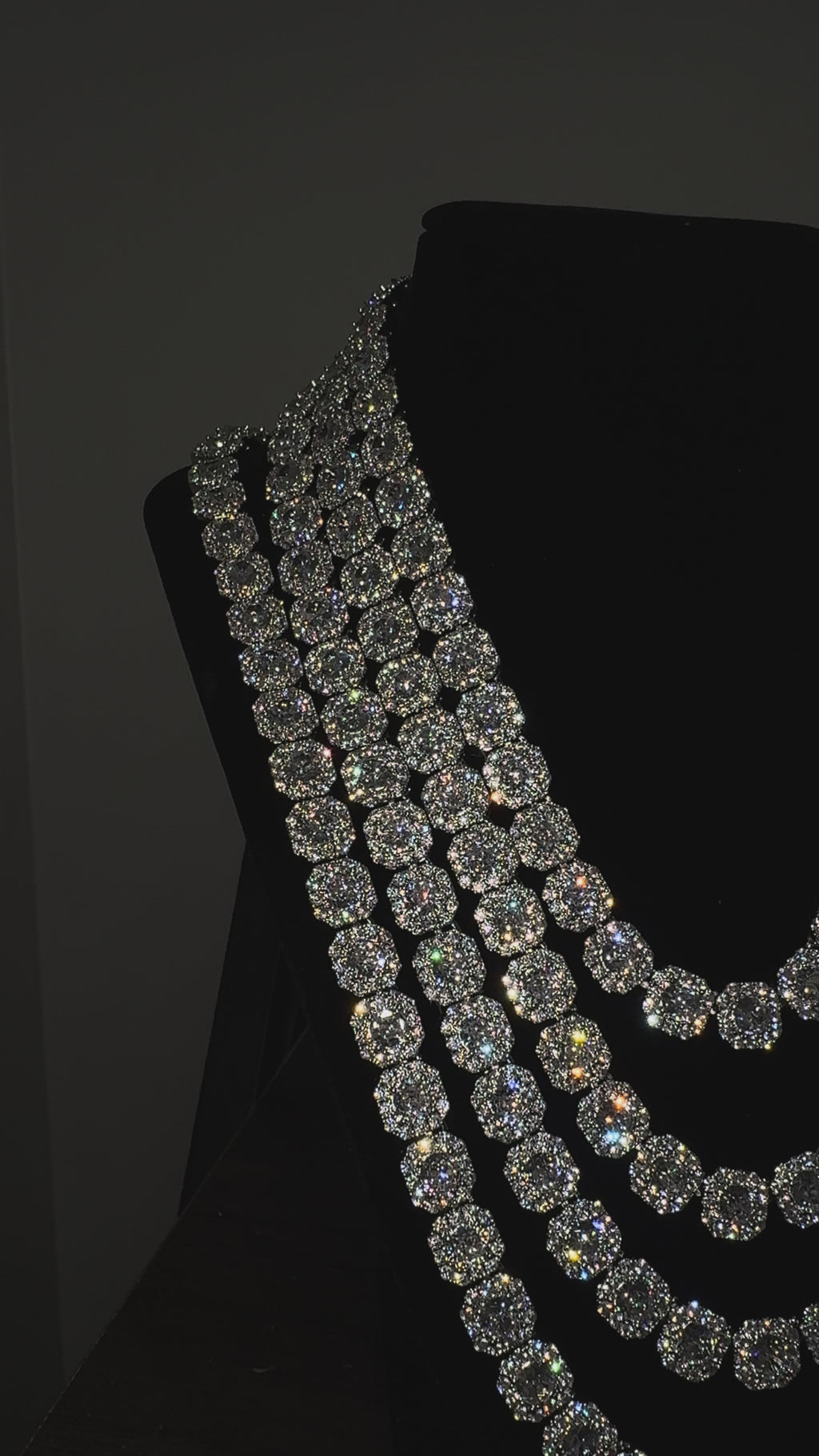 VVS1 Moissanite x Crystal Cluster Necklace - S925, Engraving, GRA
