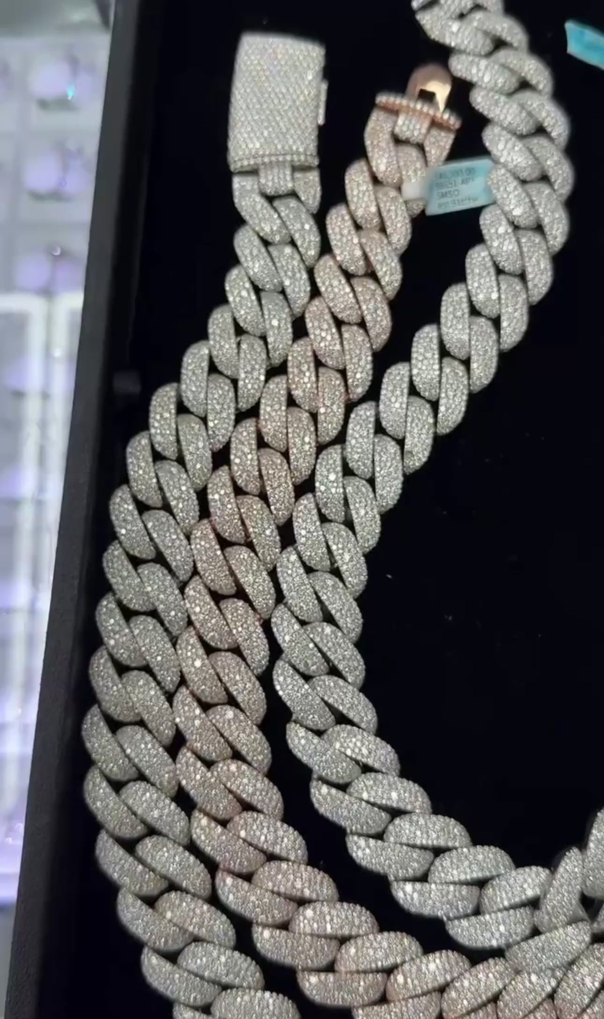 Mosaic Set VVS1 Moissanite Cuban Link Chain 18K Gold GRA Certified Iced Out